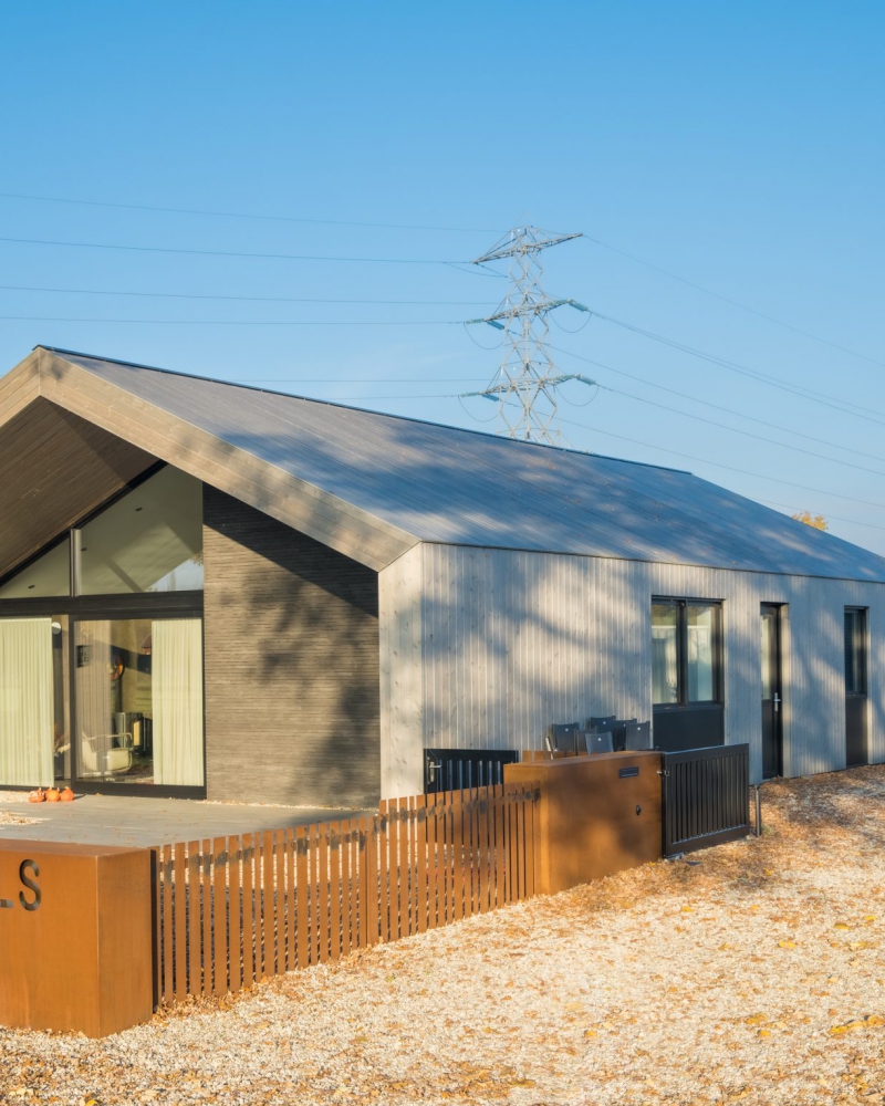 Plato wood Beekbergen De els woonhuis Apeldoorn Architect schuurwoning houtengevel huis nieuwbouw